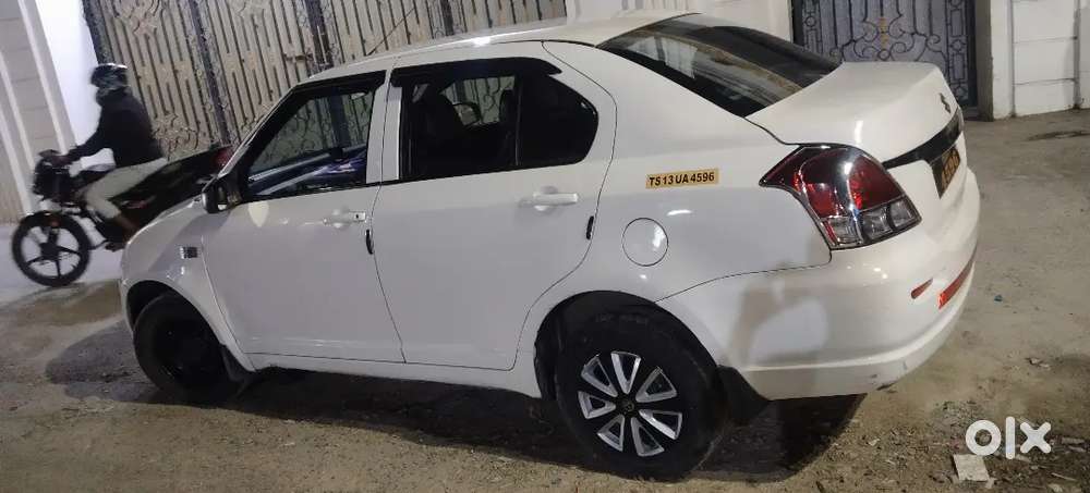 Maruti Suzuki Dzire 2015 Diesel Second-owner