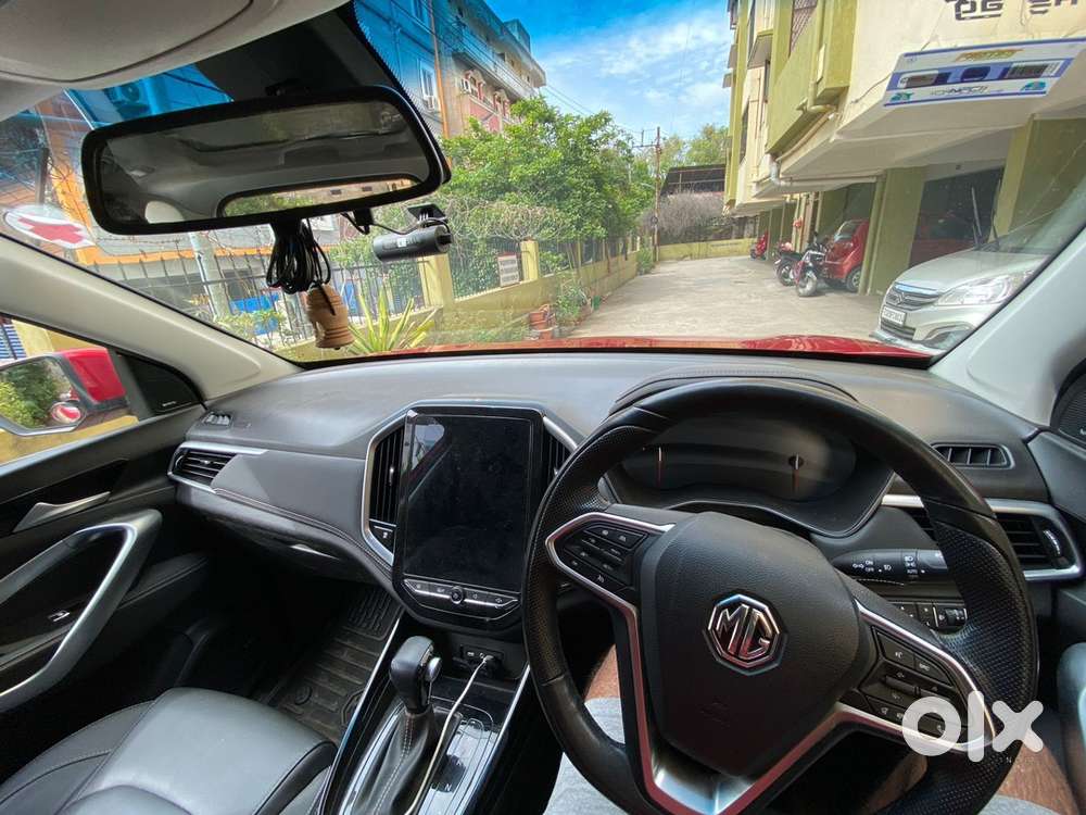 Mg Hector Plus 2020