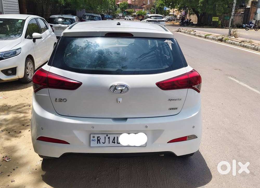 Hyundai Elite I20 Sportz (o) 1.2, 2016, Petrol