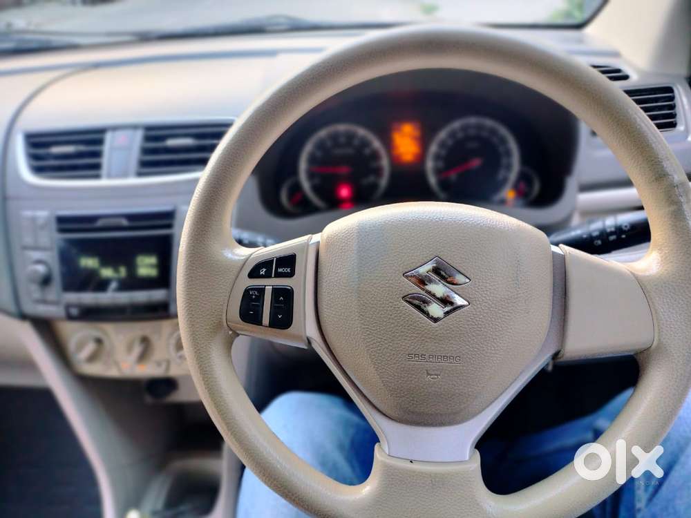 Maruti Suzuki Ertiga 2012-2015 Zxi, 2013, Petrol