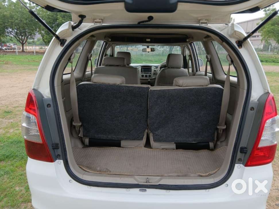 Toyota Innova 2.5 G (diesel) 7 Seater, 2014, Diesel