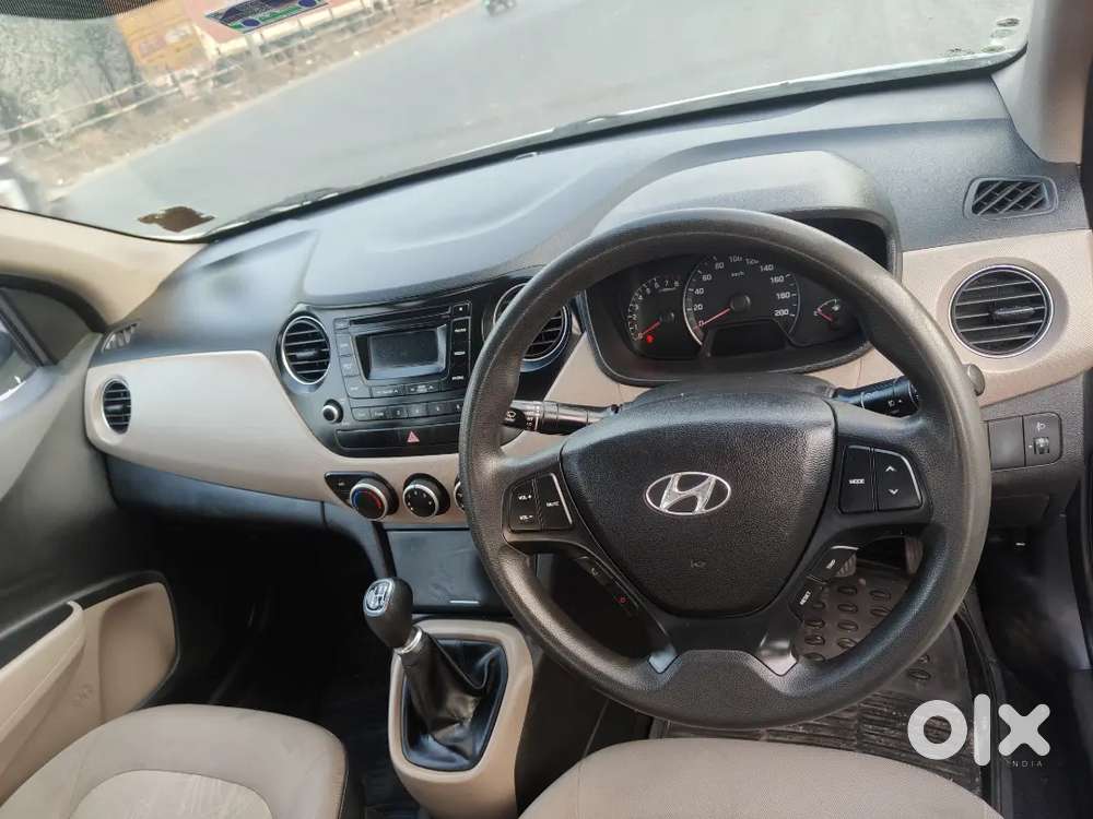 Hyundai Xcent S (vtvt)
2014 Model
2nd Owner 
45700km Genuine
No Deler