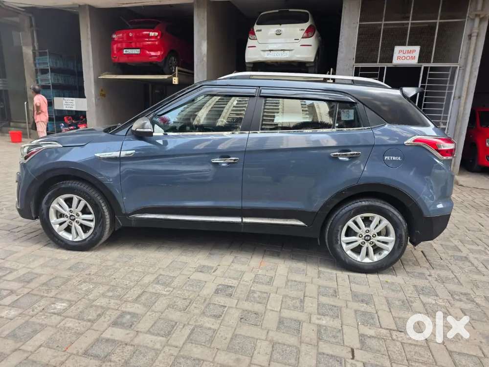 Selling My Hyundai Creta 2018 Top Model Fully Loaded For Just 525000
