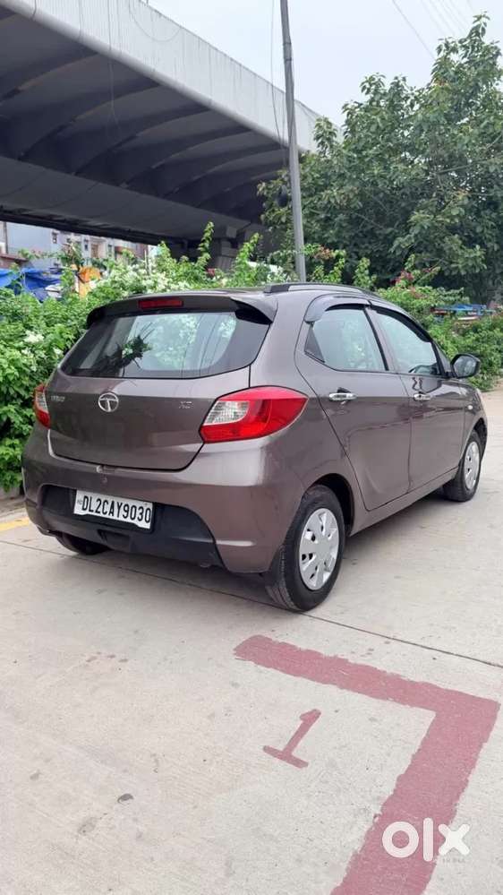 Tata Tiago Xe, 2018, Petrol