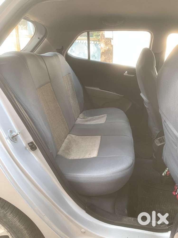Hyundai Grand I10 Asta Option, 2016, Petrol