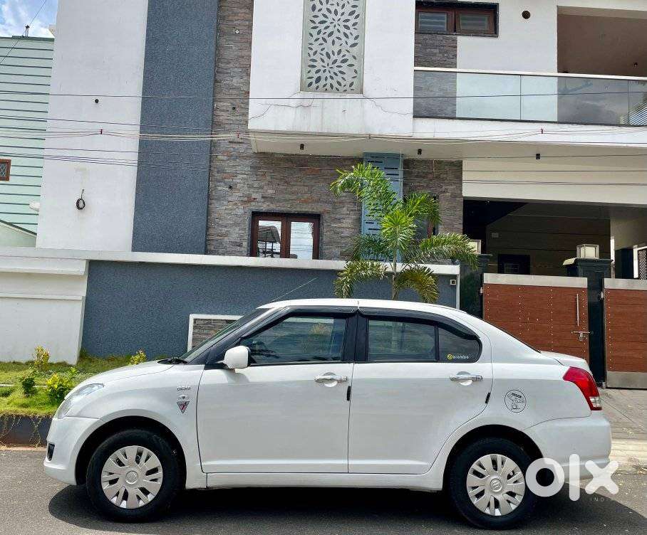Maruti Suzuki Swift Dzire Vdi Bsiv, 2013, Diesel