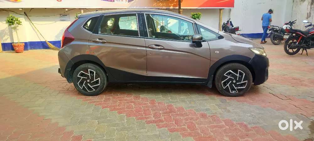 Honda Jazz 2017 Diesel 960000 Km Driven Well Maintained