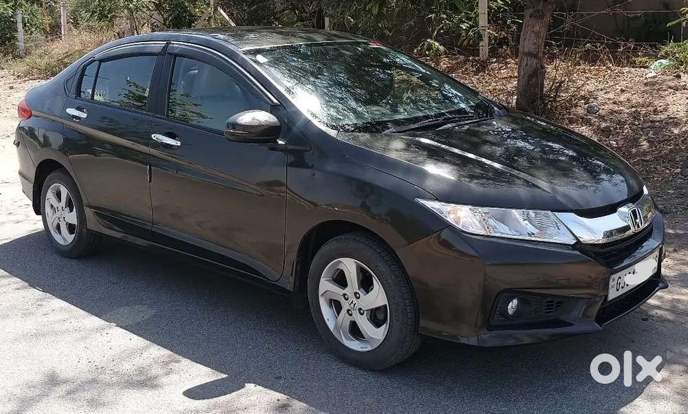 Honda City 2016 Petrol- Well Maintained- Only 7500 Kms Driven
