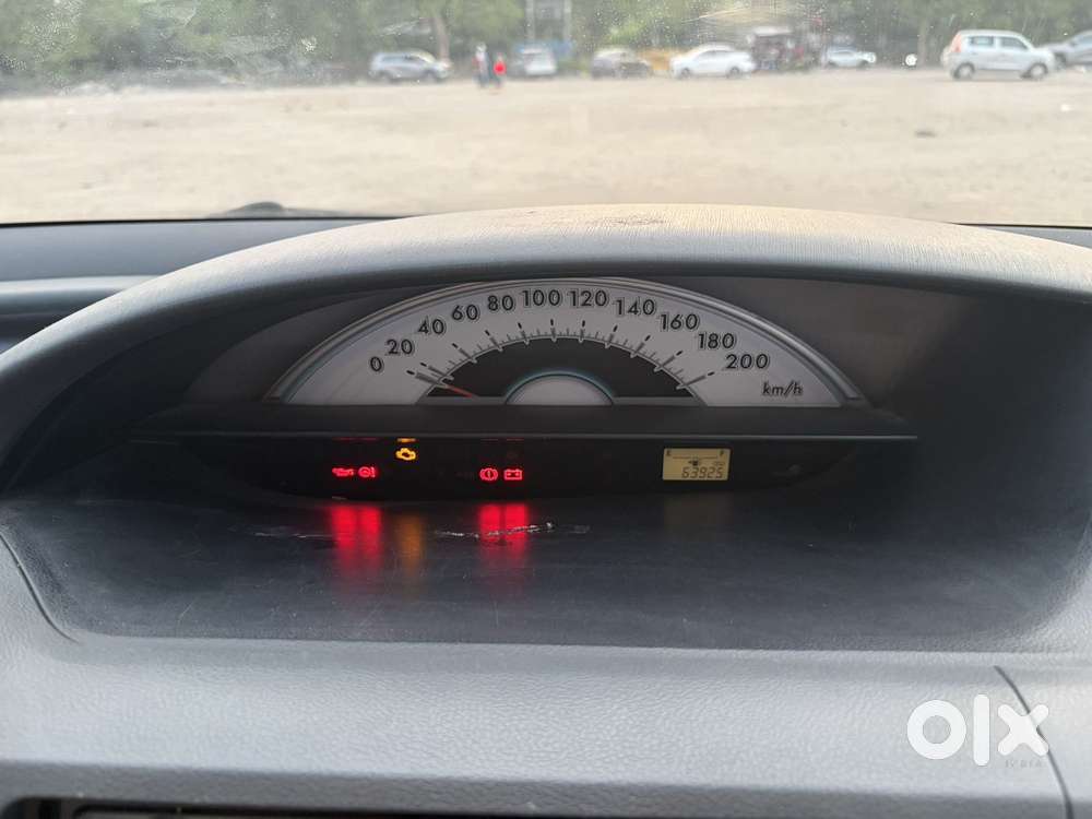 Toyota Etios Liva G, 2012, Petrol