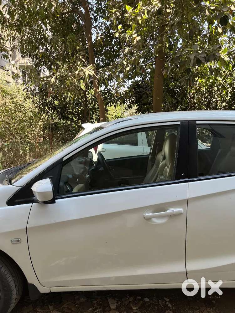 Honda Brio Top Variant