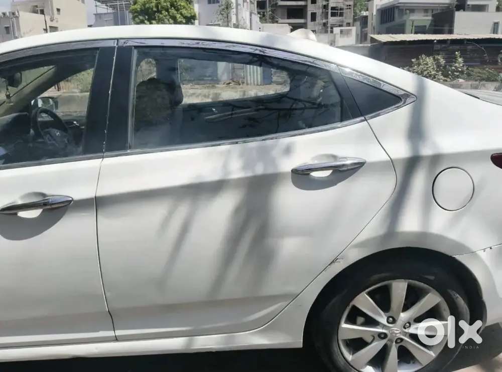 Hyundai Verna Sx O 2012