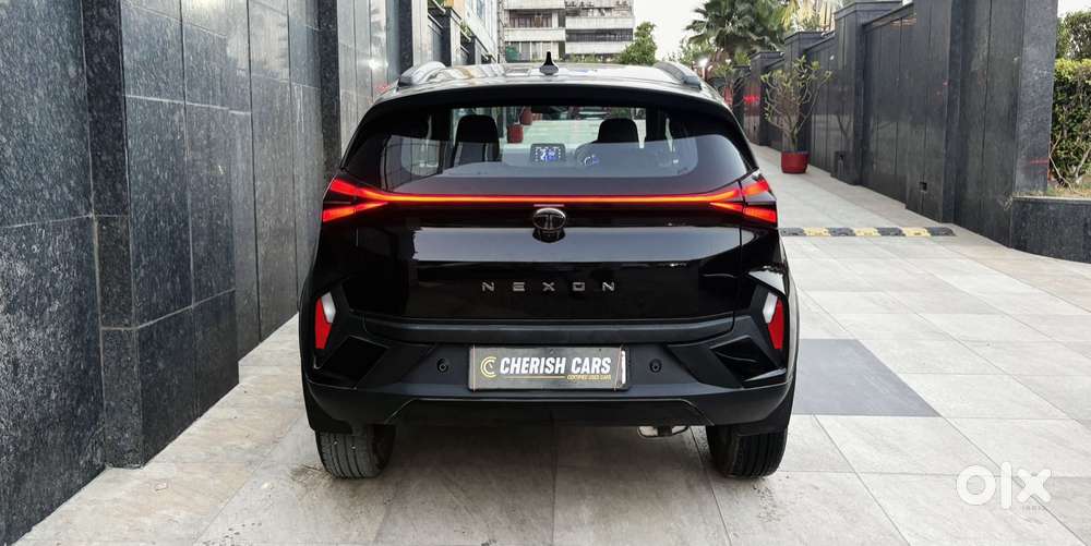Tata Nexon Creative Plus 1.2 Petrol 6mt Dark Edition, 2024, Petrol