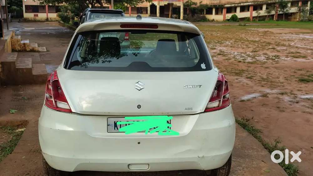 2013 Maruti Swift Lxi