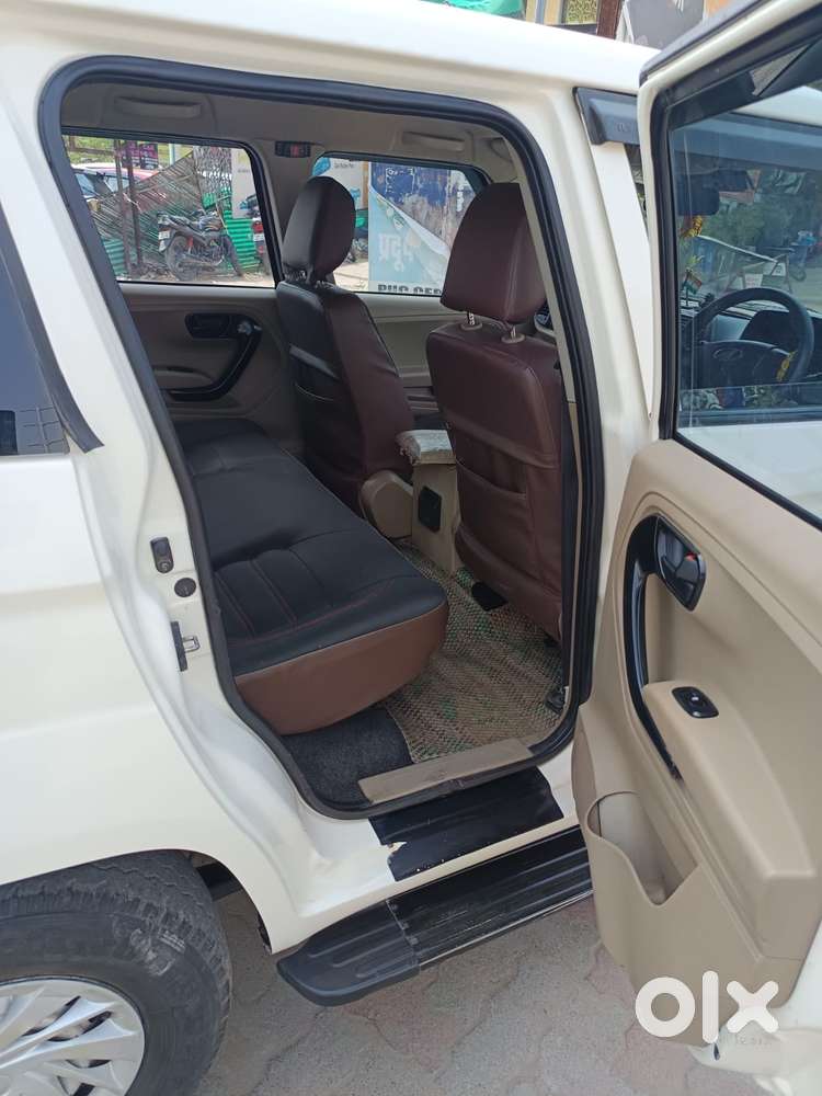 Mahindra Tuv 300 T4 Plus, 2019, Diesel