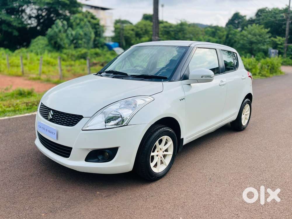 Maruti Suzuki Swift Vxi Abs Bsiv, 2012, Petrol