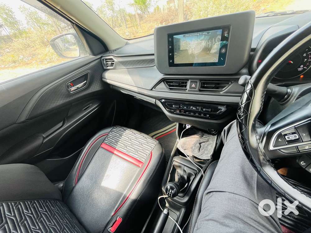 Maruti Suzuki New-gen Swift 2025 Petrol 32000 Km Driven