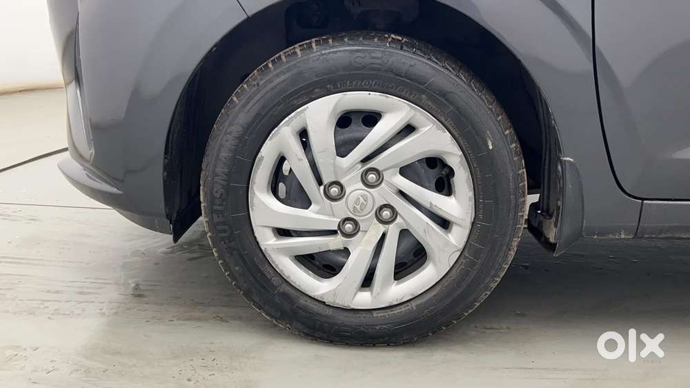 Hyundai Aura [2023-ongoing] 1.2 S Petrol Manual, 2022, Petrol