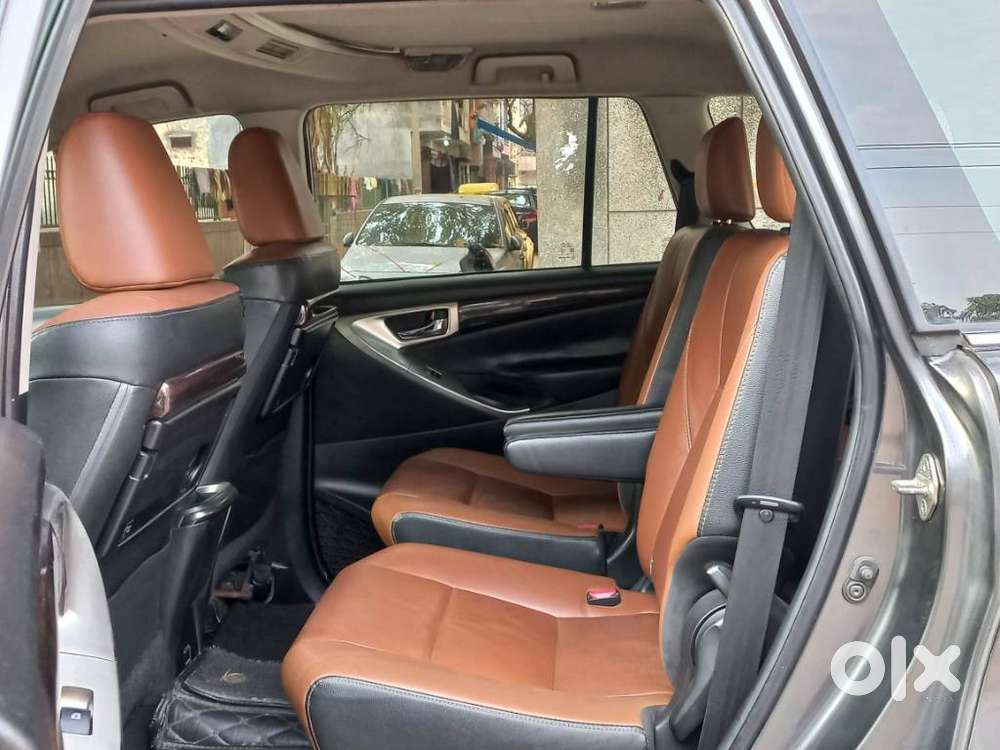 Toyota Innova Crysta 2.8 Zx At 7 Seater, 2019, Diesel