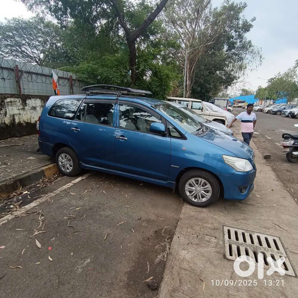 Toyota Innova 2.5 G 2012