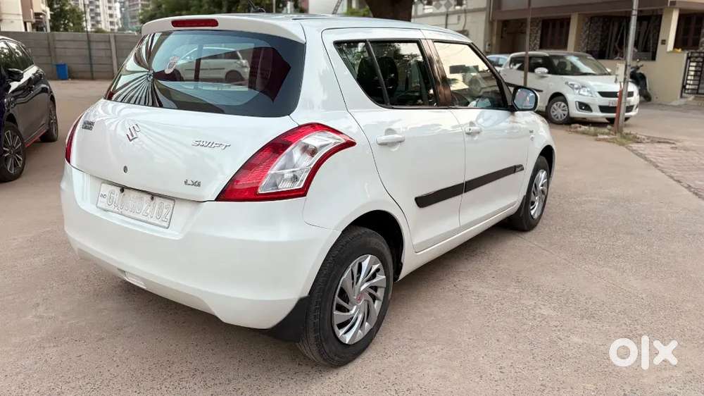 Maruti Suzuki Swift 2013 Petrol
