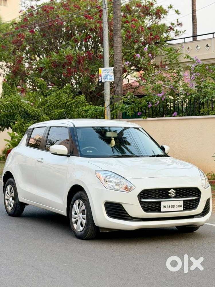 Maruti Suzuki Swift Vxi + Manual, 2023, Petrol