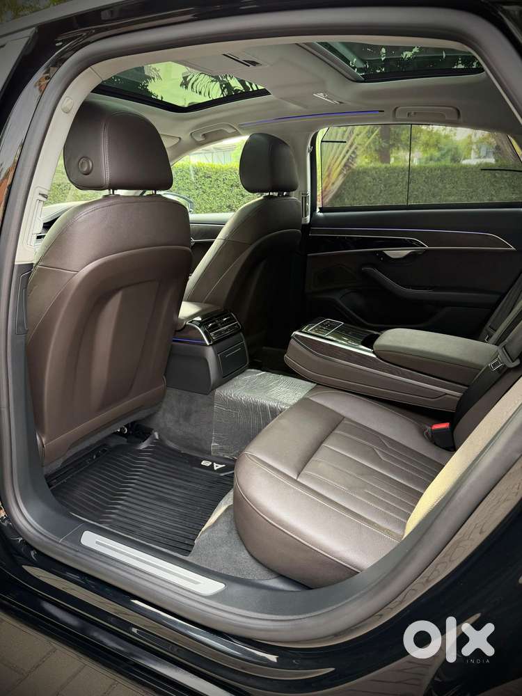 Audi A8 L Celebration Edition, 2023, Petrol