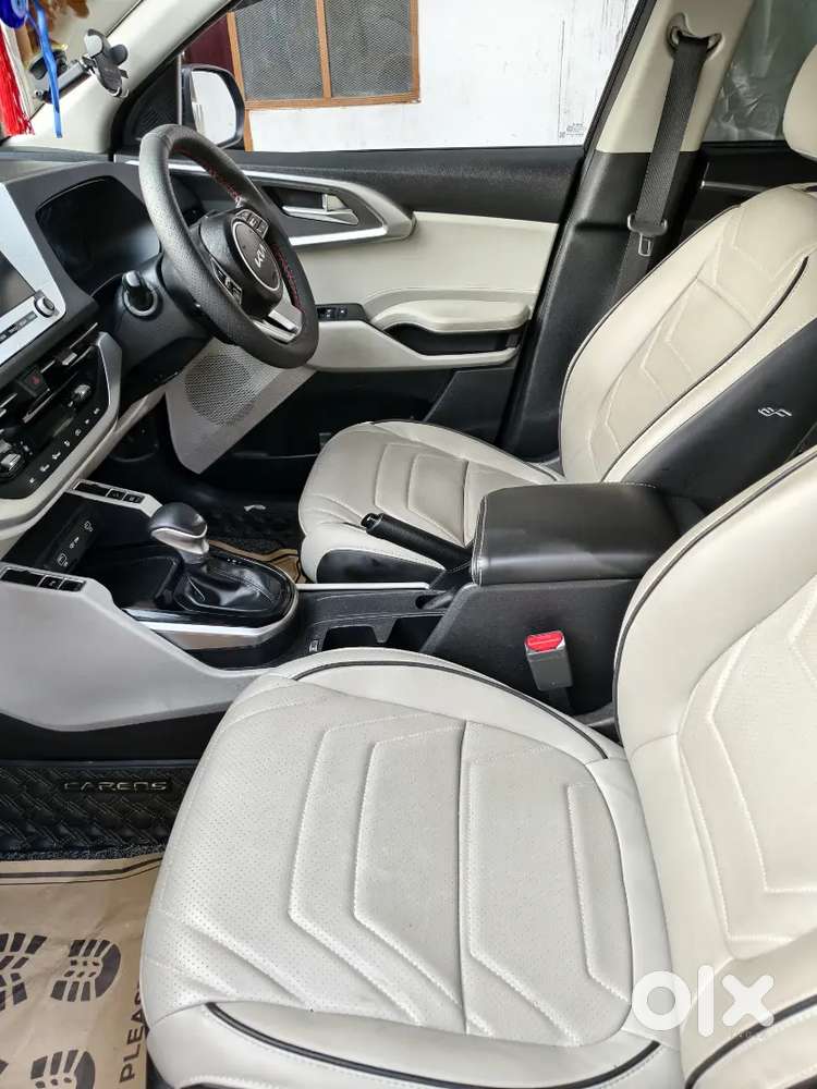 Kia Carens Prestige Plus 2023