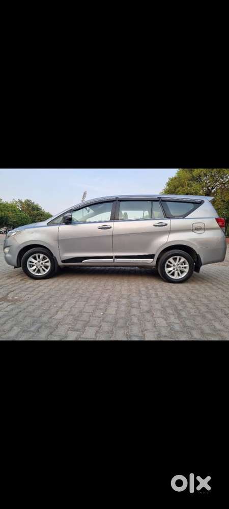 Toyota Innova Crysta 2.7 V, 2020, Petrol