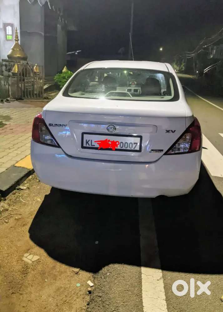 Nissan Sunny Diesel 2013