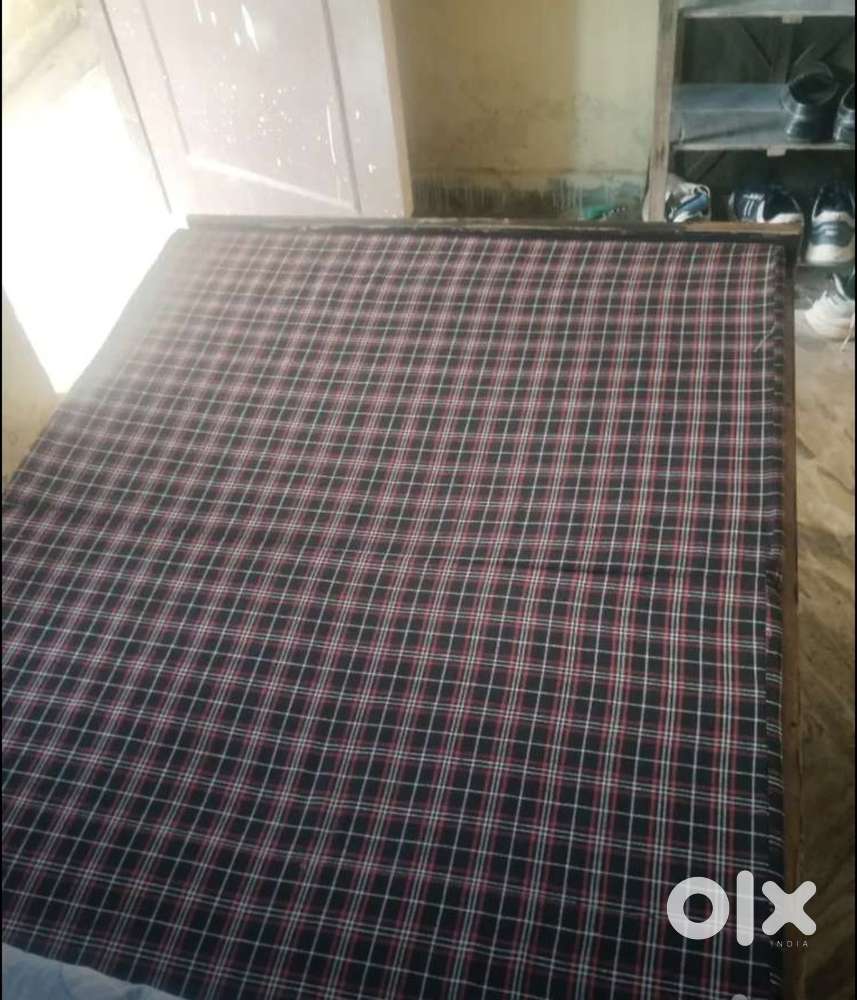 Single bed gadda