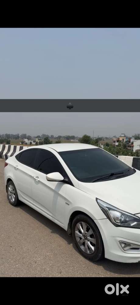 Hyundai Fluidic Verna 2016