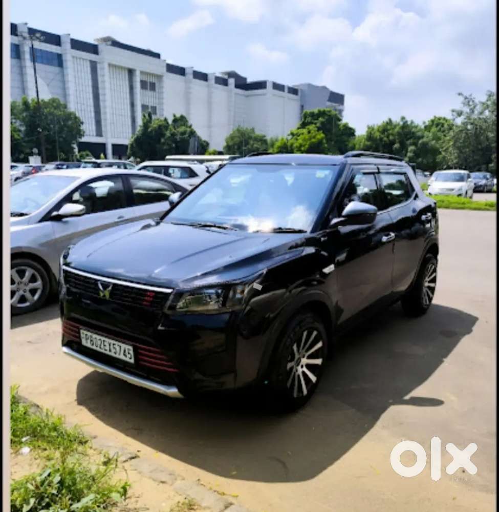 Xuv 300 Black Edition Turbo 1.2
