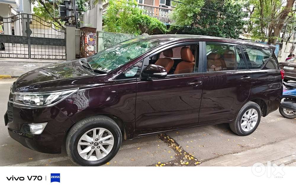 Toyota Innova Crysta 2.4 Gx Mt 8s, 2017, Diesel