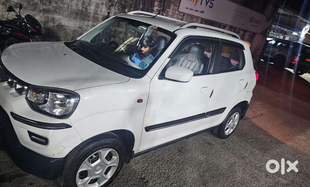 Maruti Suzuki S-presso Vxi Plus, 2020, Petrol