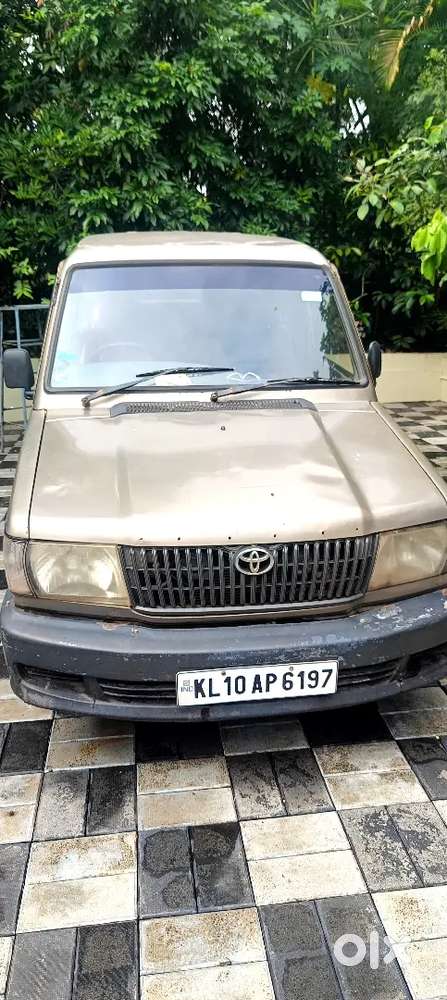 Toyota Qualis Diesel 2002