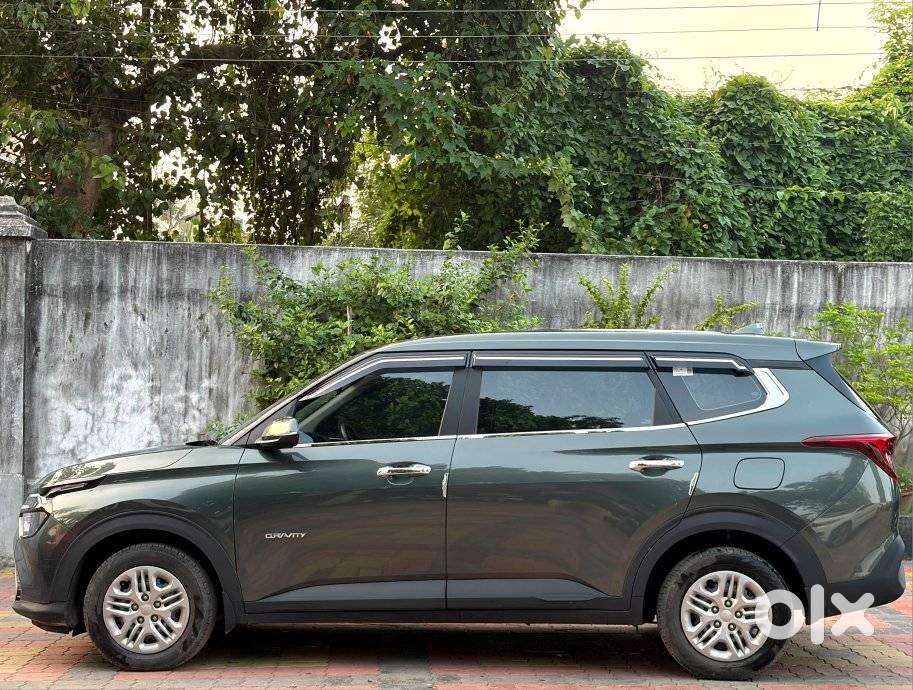 Kia Carens G1.5 6mt Gravity, 2025, Petrol