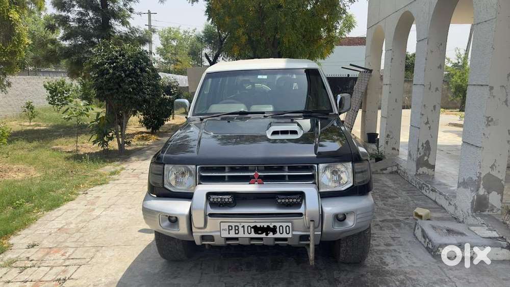 Mitsubishi Pajero 2010 Diesel Well Maintained