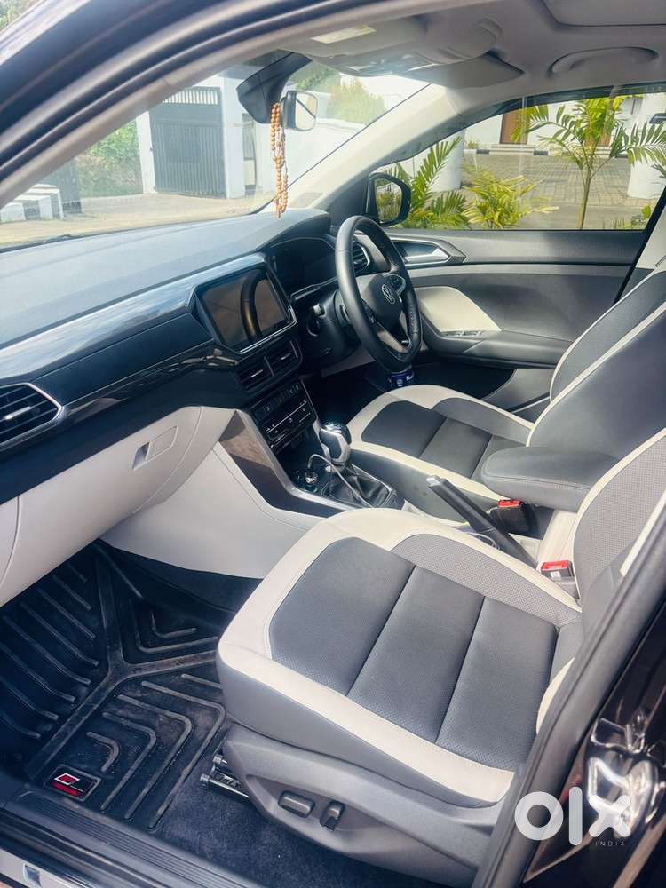 Volkswagen Taigun Petrol 2024 At