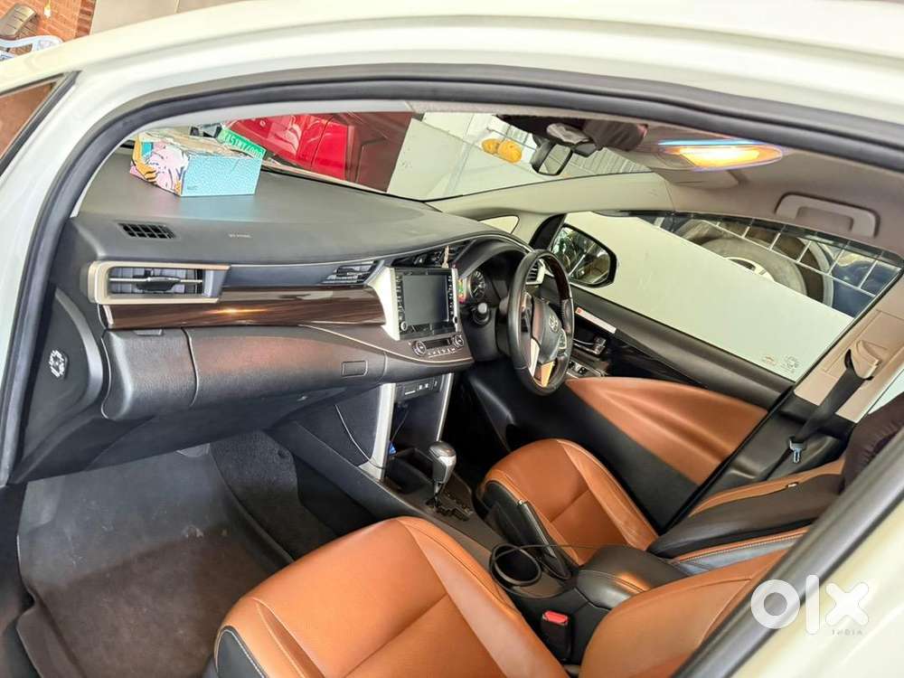 Toyota Innova Crysta 2021