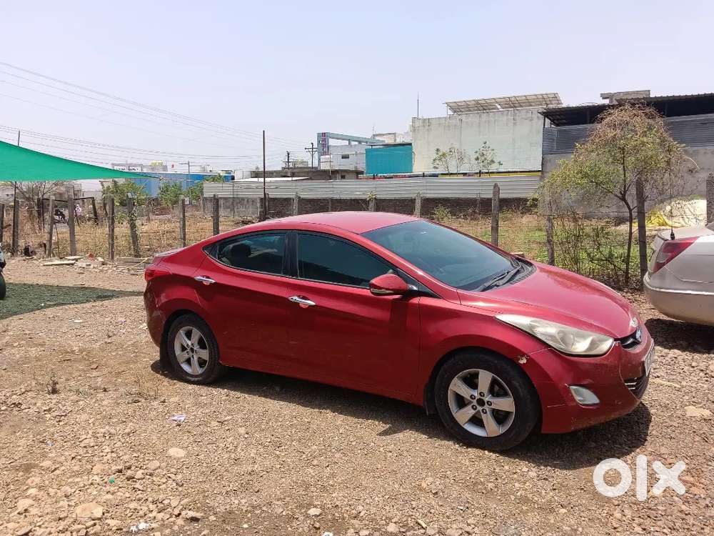 Hyundai New Elantra 2012 Diesel 75000 Km Driven