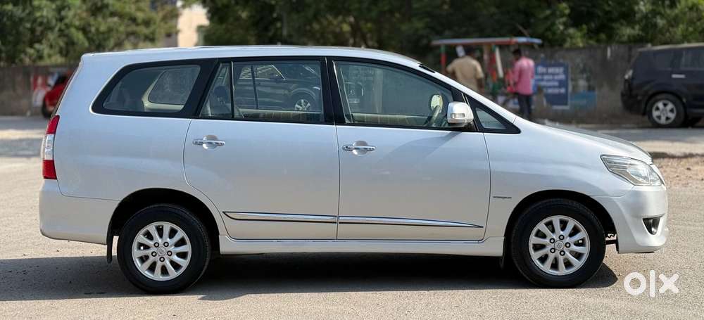 Toyota Innova 2.5 V 7 Str, 2013, Diesel