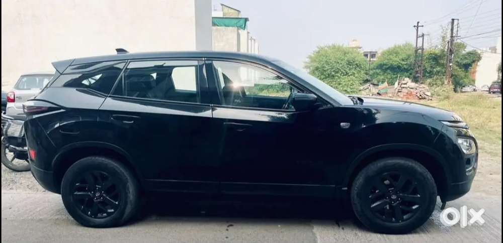 Showroom Condition Tata Harrier Sunroof