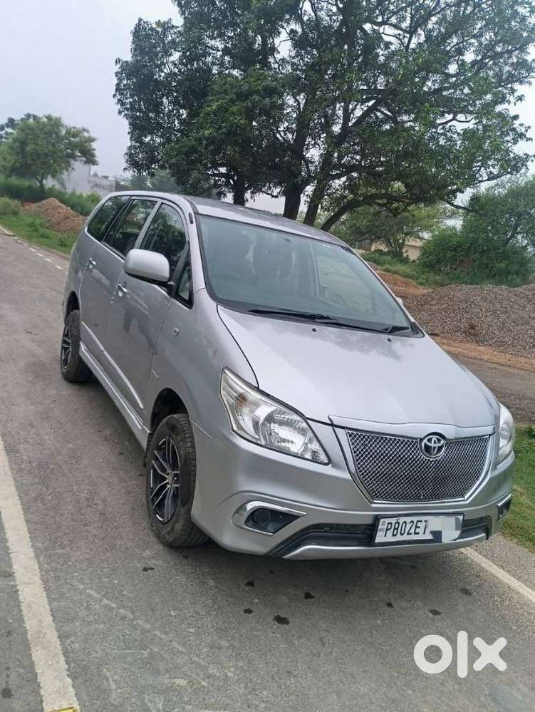 Toyota Innova Crysta, 2016, Diesel