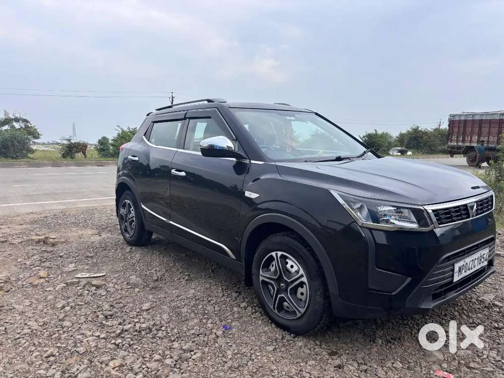 Mahindra Xuv300 2022 Petrol 60000 Km Driven