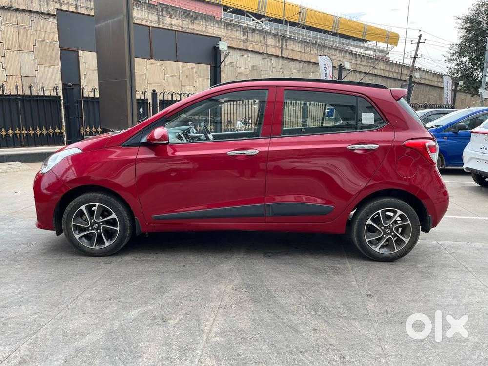 Hyundai Grand I10 Asta Option, 2017, Petrol