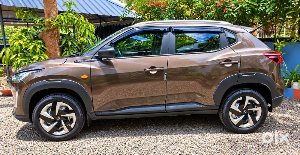 Nissan Magnite 1.0 Xe Petrol 2024