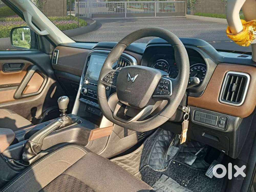 Mahindra Scorpio-n 2.2 Z4 Diesel Mt 7 Str, 2023, Diesel