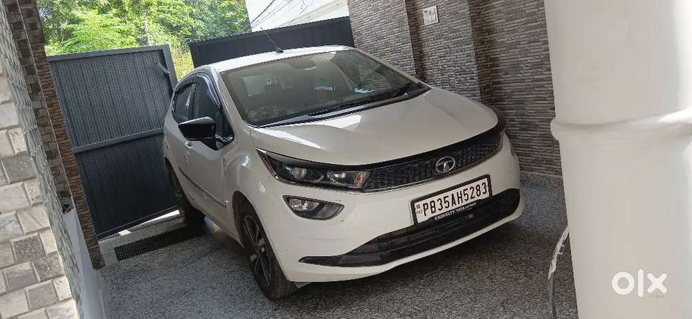Tata Altroz, First Owner, Fully Insured Car, Less Driven.