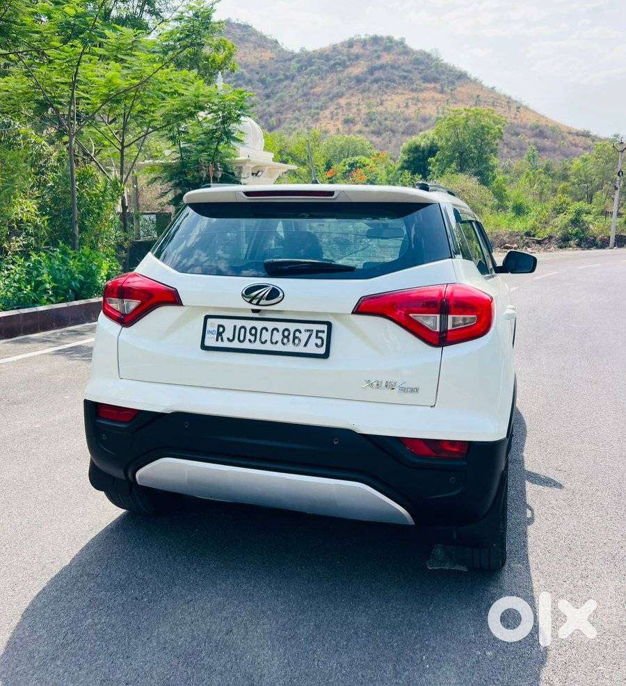 Mahindra Xuv300 W8, 2021, Petrol