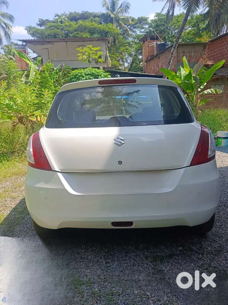 Maruti Suzuki Swift 2015